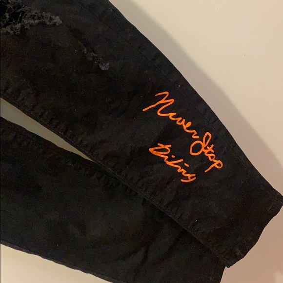 Jeans - Picture 3 of 3